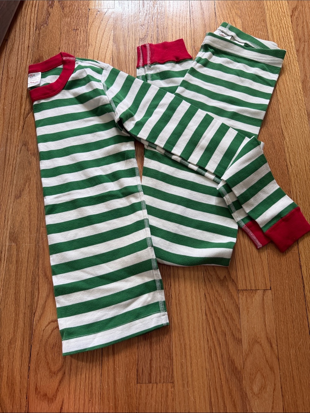 Hanna Andersson kids Green & White Striped Pajama Set with Red Trim size 14